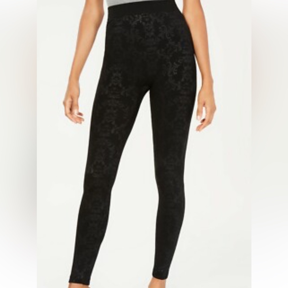 Lane Bryant Black Embossed Patterned Leggings Size C/D